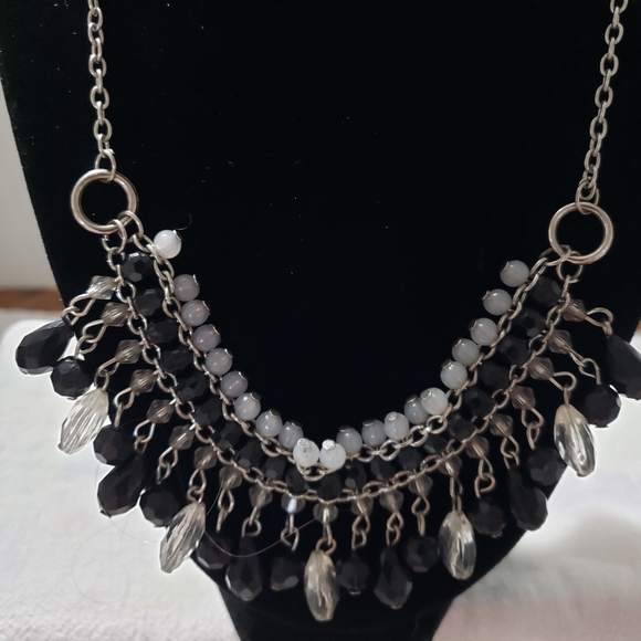 Gorgeous Black, Clear, and White Beaded Silvertone Necklace with Earrings - Picture 2 of 8